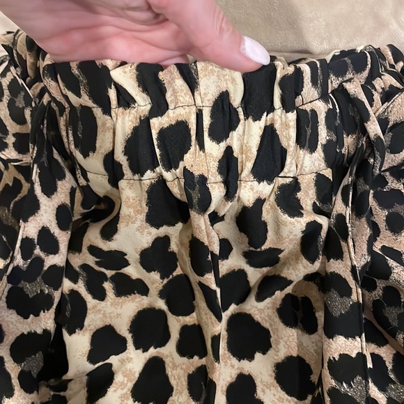 Zara Leopard Print Short - Picture 3 of 5